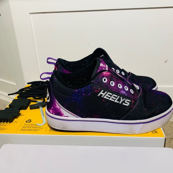 Heelys Galaxy Pro 20 Youth Size 6/ Women’s 7 tool, laces, and plugs included! - Picture 4 of 5